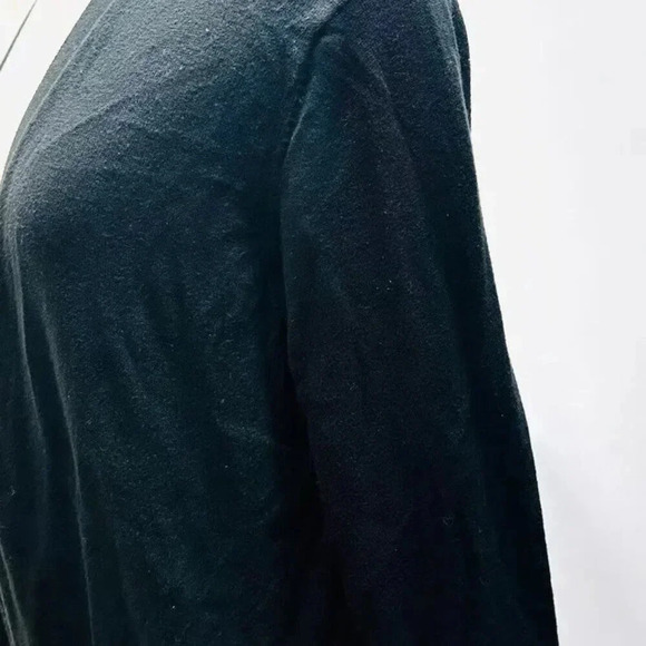 Target Women Long Sleeve Button Down V-Neck Black Cardigan Sweater Size Medium - Picture 6 of 12